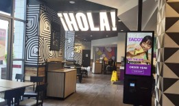 我尝试了在英国各地推出的美国快餐连锁店——它的招牌菜是一个“尴尬的”失败