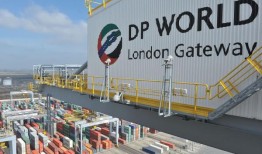 政府不得不与迪拜环球港务集团进行“对话”，以挽救10亿英镑的投资