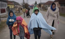 绑架受害者泰德·邦迪分享了1972年绑架的故事，以及她是如何逃脱的