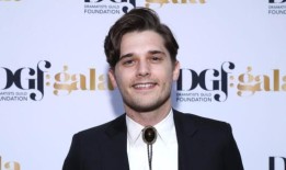 Andy Mientus将和Nick earley一起参加54 Below的clothing On Concert