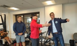 Pa在哈里斯选择了另一位竞选伙伴后，夏皮罗很高兴“规划自己的路线”