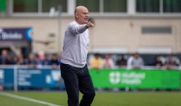 希尔对伊斯特利在1-1战平奥尔德姆的比赛中的表现感到满意