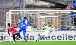 米兰3-0轻松战胜恩波利