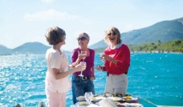 越来越多的女性独自旅行，谁能责怪她们呢？