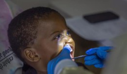 为什么良好的儿童口腔护理是至关重要的，护理人员应该注意做什么和不做什么