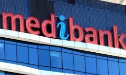 成千上万的澳大利亚人降低了私人医疗保险的评级，这是一个可怕的迹象