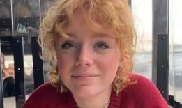 19岁的玛米·拉弗洛克从5层楼的阳台上摔了下来，“依靠生命维持系统”