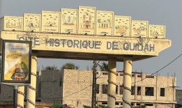 留学旅行可以把美国学生带到非洲;赞助寻求