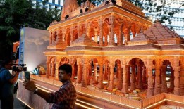 拉姆神庙复制品将成为纽约历史性印度日游行的一部分