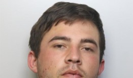 警方在利兹逮捕了一名涉嫌谋杀送货司机的通缉犯