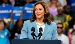 哈里斯在乔治亚州集会上嘲笑川普在边境安全问题上的立场