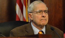 议员邀请拜登去亨茨维尔推动太空司令部