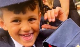 7岁的威廉·布朗死在公路上，他的家人“原谅”了他