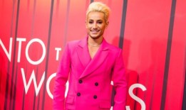 弗兰基·格兰德将主演巴克斯县的《洛基恐怖秀》